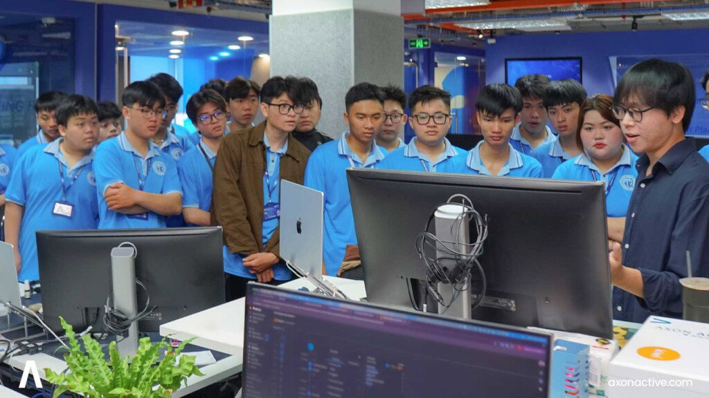 A Guide to Start Software Development Outsourcing
- A Pool of Young and Thriving Talents