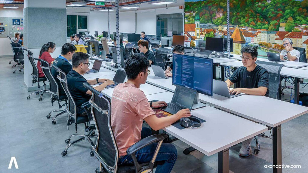 Introduction to Outsourcing and Offshoring - How do companies outsource actually?