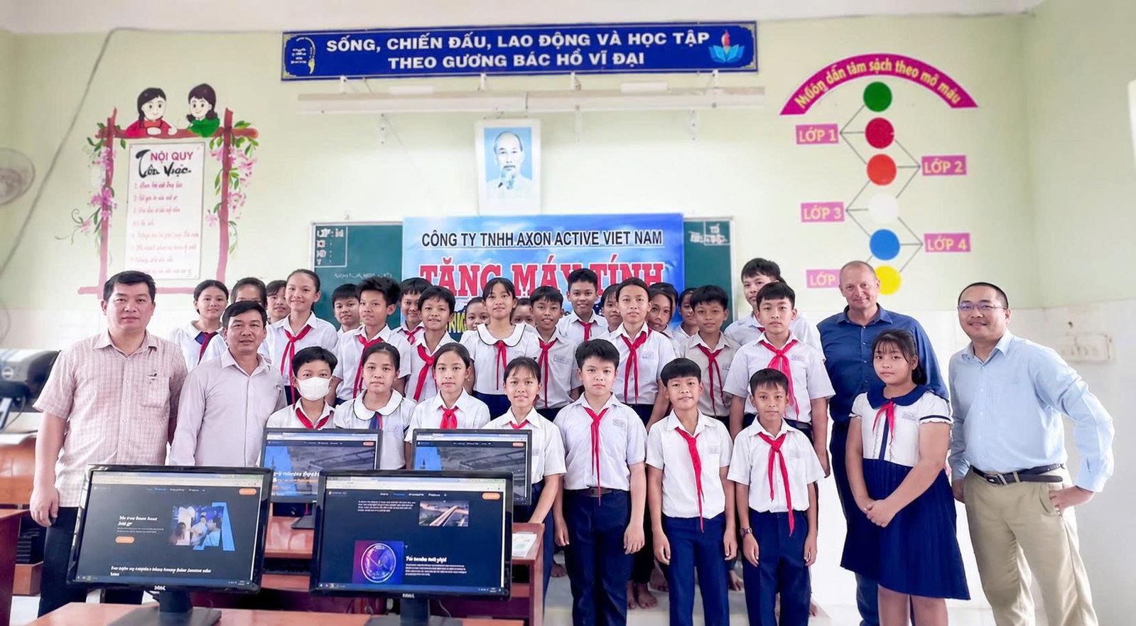 Axon Active Computer Lab donated to Tran Van Tra secondary school in Quang Ngai Province for educational support