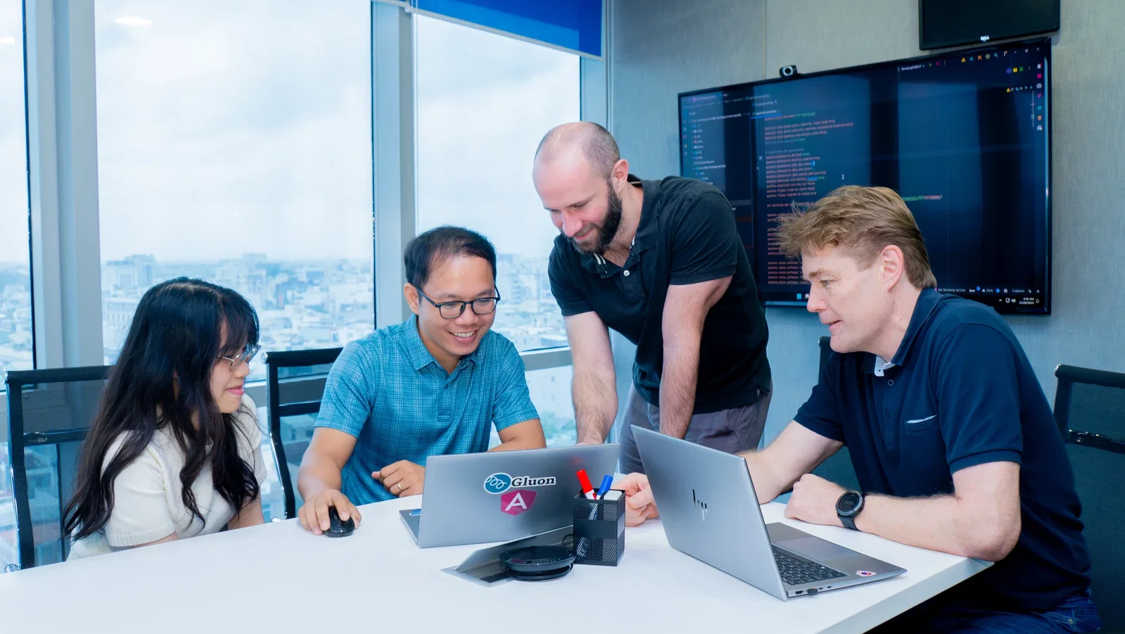 Hands-on collaboration with global clients