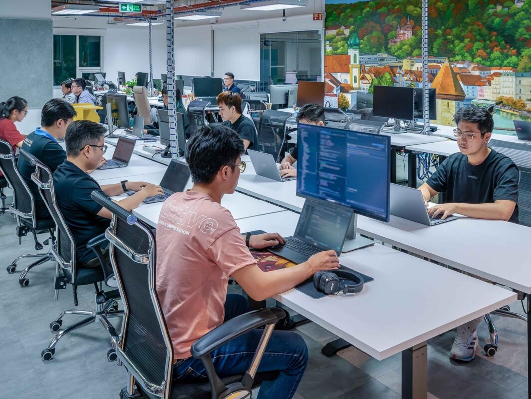 The team delivers marketplace software development with React, Python, and PHP