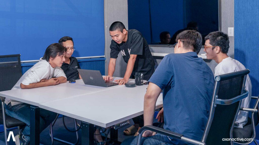 Coach vs scrum master vs trainer