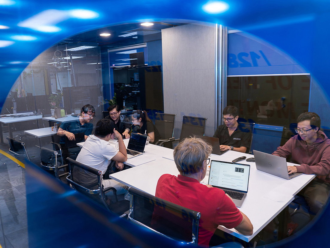 Sechs Bausteine des AI-Augmented Software Engineering